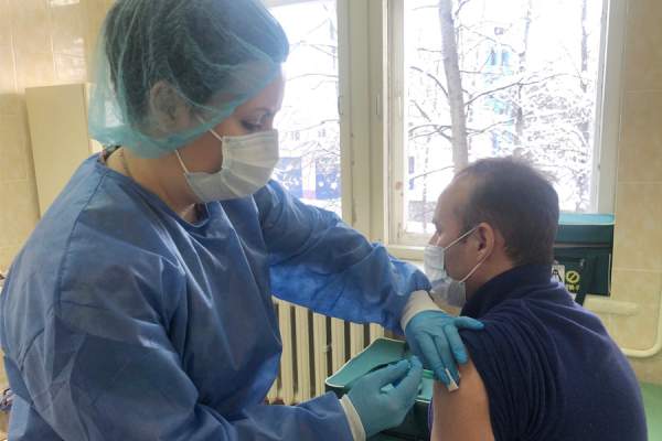 Вакцинация от короновируса стартовала в МУП города Хабаровска &quot;Водоканал&quot;